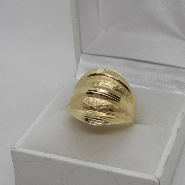 Zlatý prsteň VN350