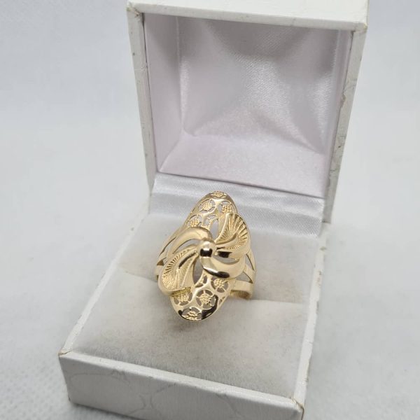Zlatý prsteň VN388