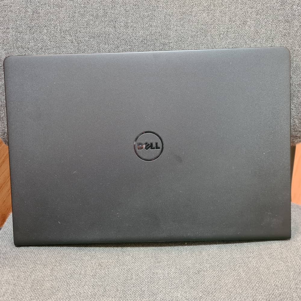 Notebook Dell Inspiron 15 2 min