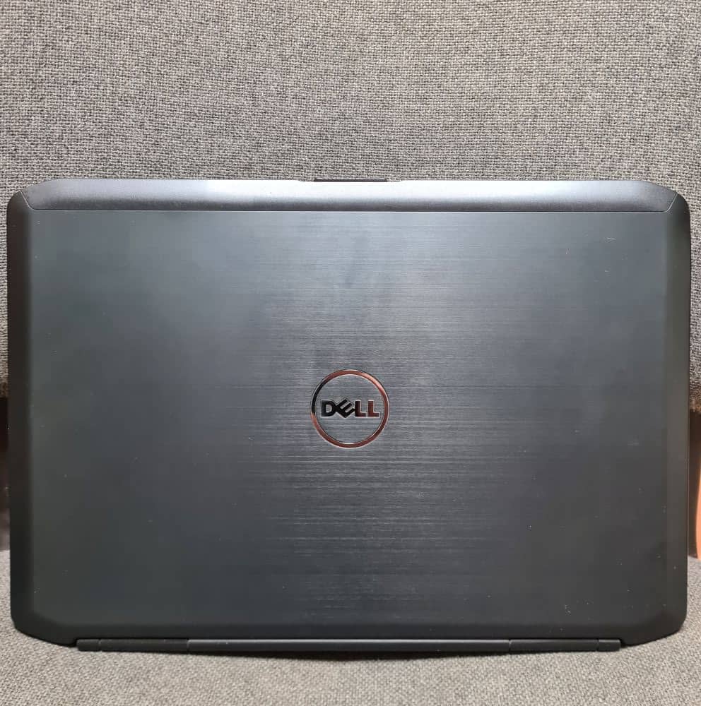 Notebook Dell Latitude E5430 2 min