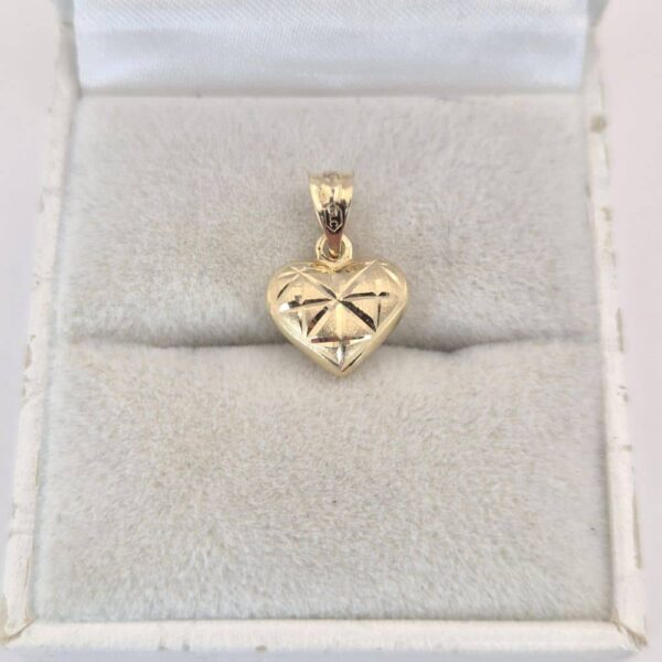 Zlatý prívesok VN751