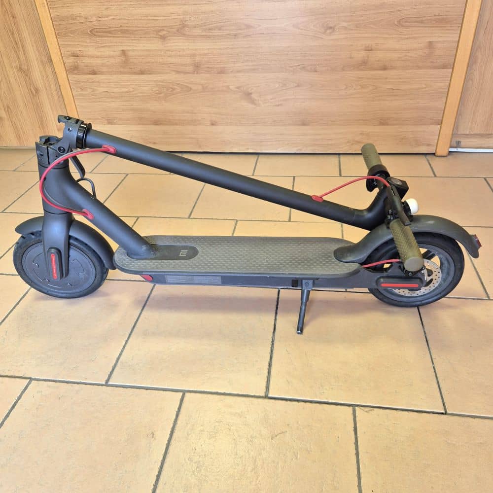 Xiaomi Mi Electric Scooter M365 3
